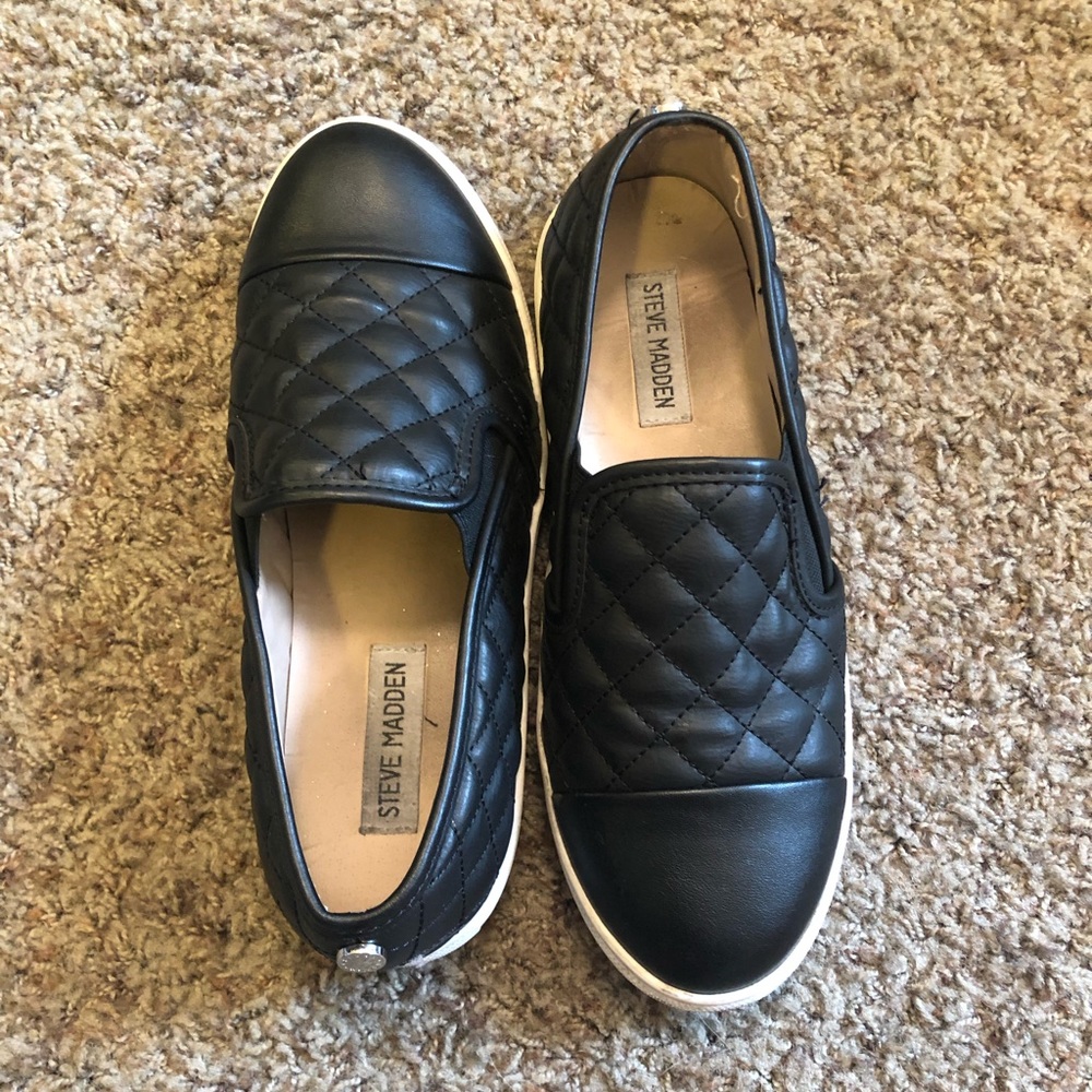 Steve Madden slip-ons